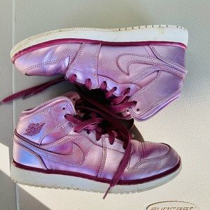 Metallic Pink Air Jordan 1 Mid